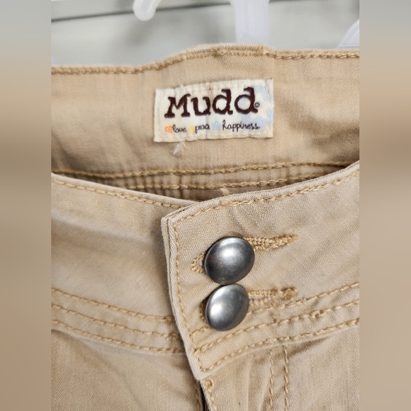 Mudd Khaki Capri pants size 7 - Picture 4 of 6